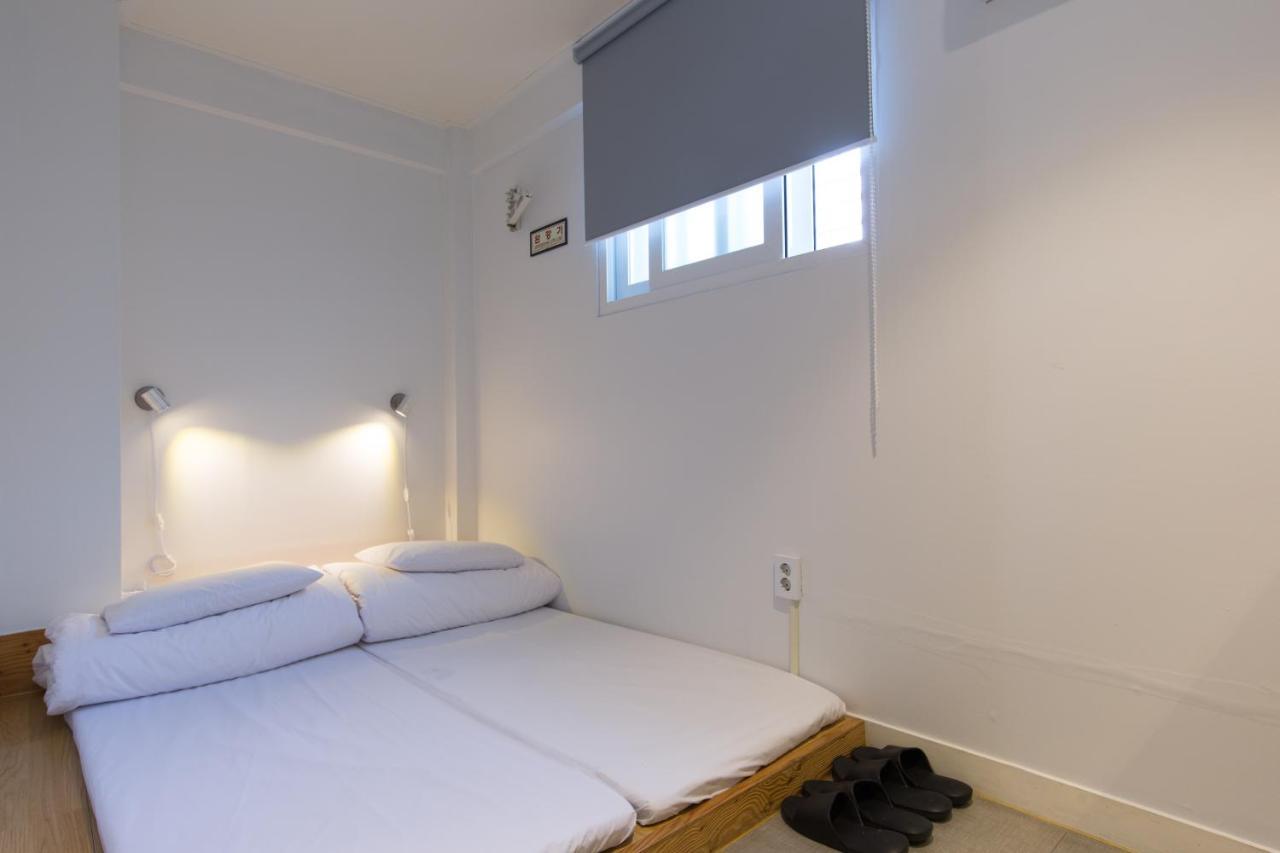 Bingo Hostel Insadong ソウル特別市 エクステリア 写真