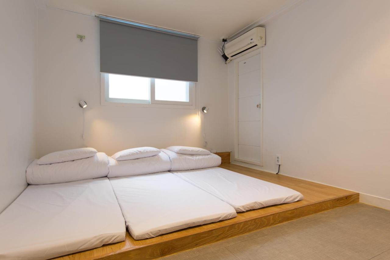 Bingo Hostel Insadong ソウル特別市 エクステリア 写真