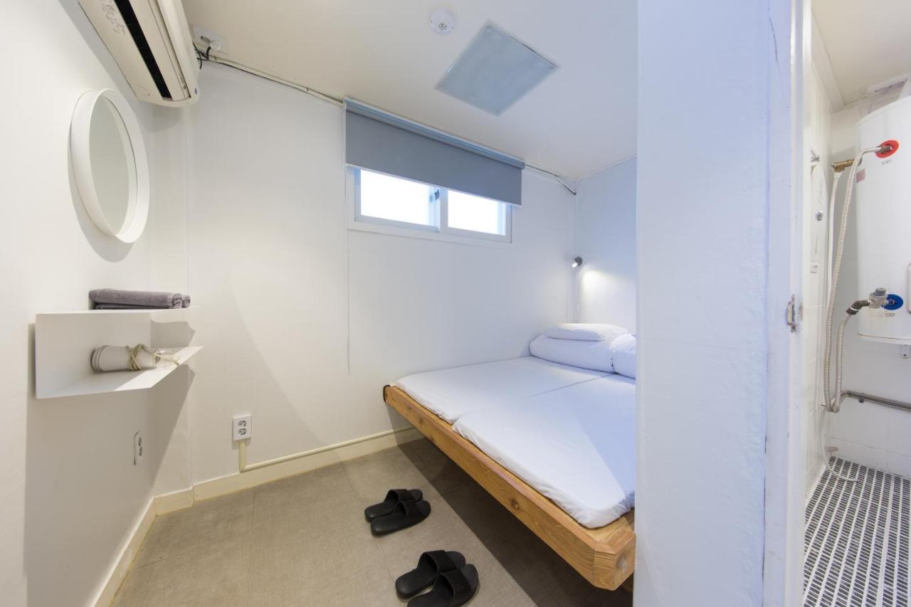 Bingo Hostel Insadong ソウル特別市 エクステリア 写真